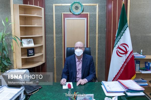 اساتید دانشگاه ها متن و منابع درسی روزآمد تولید کنند