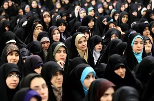 از افزایش سهم زنان در دولت تا سقط روزانه ۱۰۰۰ جنین